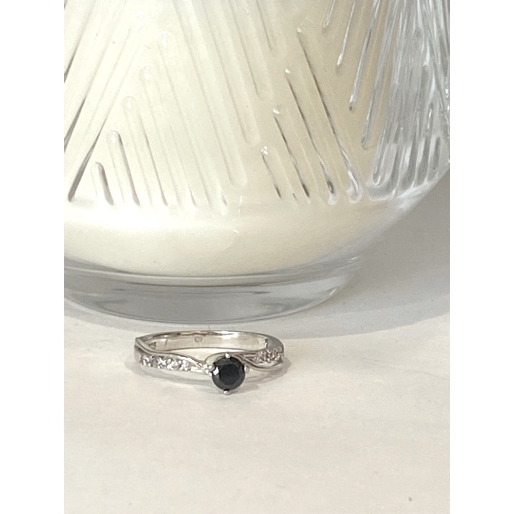 Sterling Silver 925 Black Stone Ring Size 7